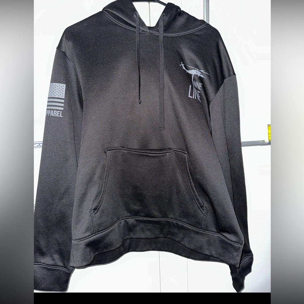 Perfectly new insulated Nine Line Apparel Hoodie in great condition.
